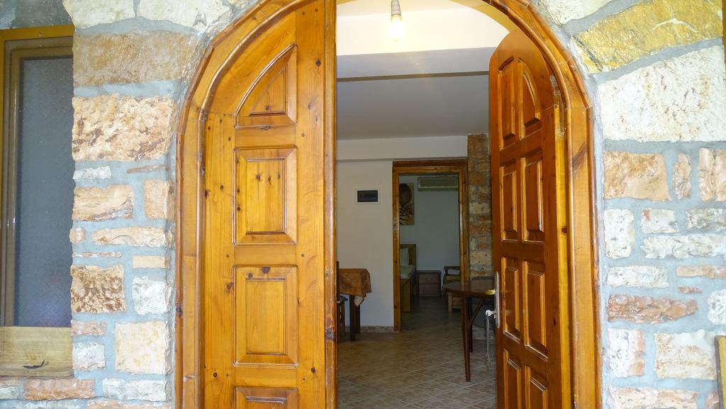Petro'S Apartments Ksamil Exterior foto